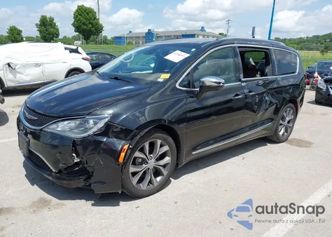 2017 Chrysler Pacifica Limited z USA, uszkodzony, nr VIN 2C4RC1GG9HR633217